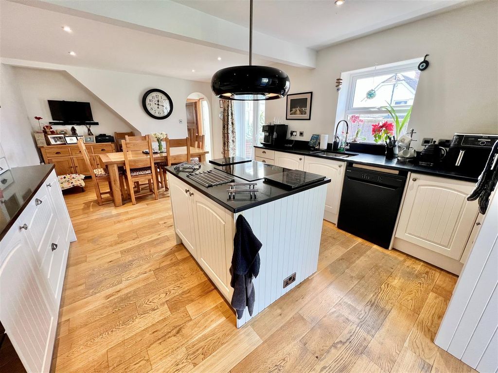 Additional image 3 of 3 bed semi-detached house for saleFreshwater, Isle Of Wight PO40