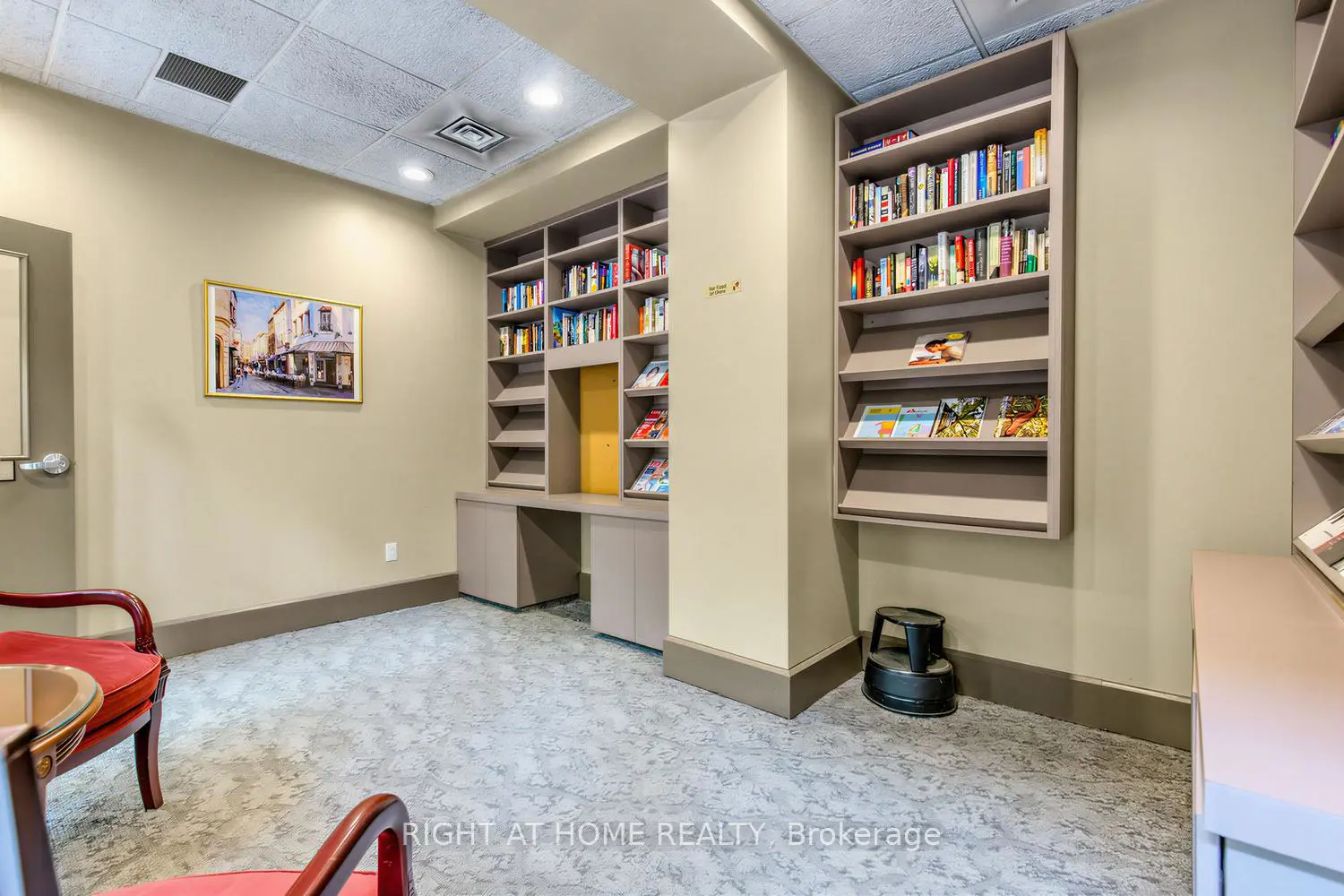 Additional image 16 of 284 Bloor Street 804