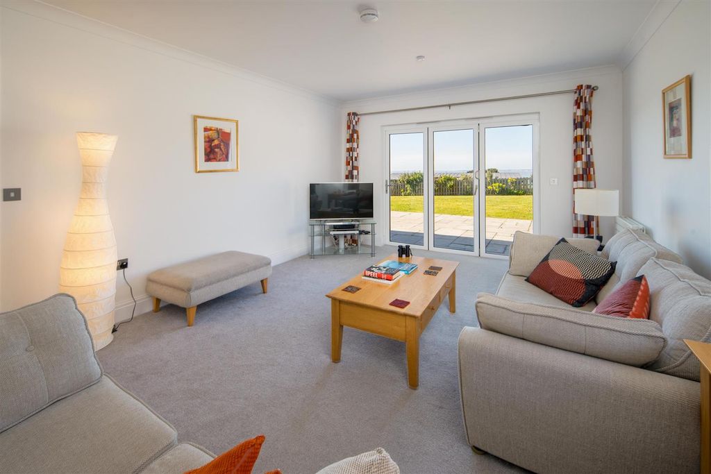 Additional image 4 of 4 bed detached house for saleFreshwater, Isle Of Wight PO40