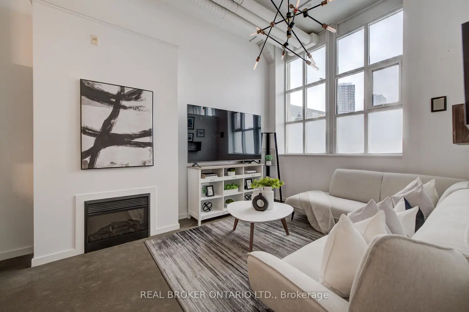 410 King Street 126 photo 2
