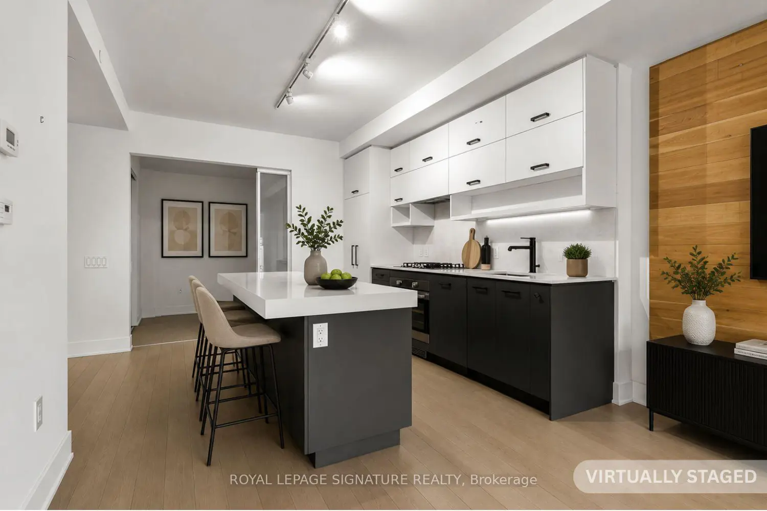 Additional image 6 of 1888 Queen Street 203