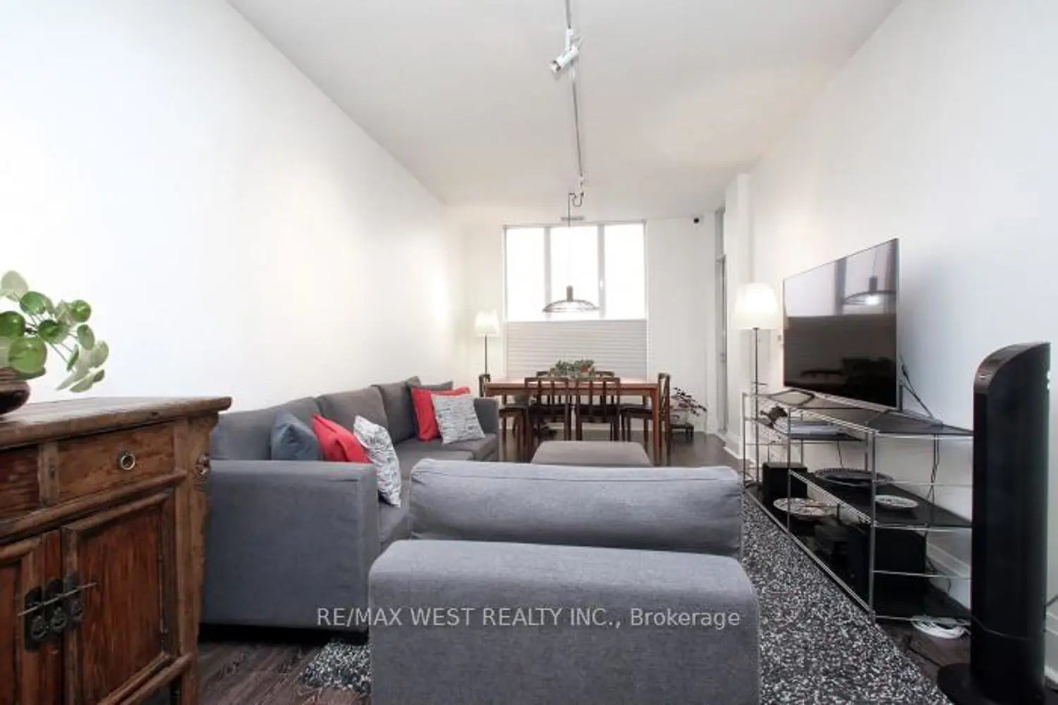 Additional image 7 of 100 Harrison Garden Boulevard 312