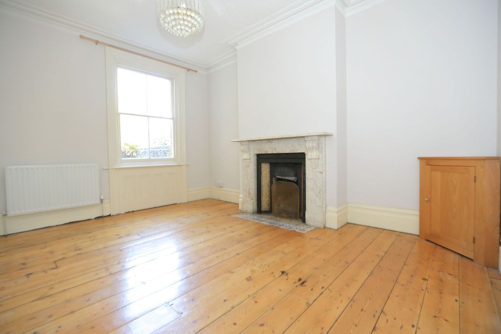 Additional image 5 of 6 bed semi-detached house for saleNewton Road, Faversham ME13