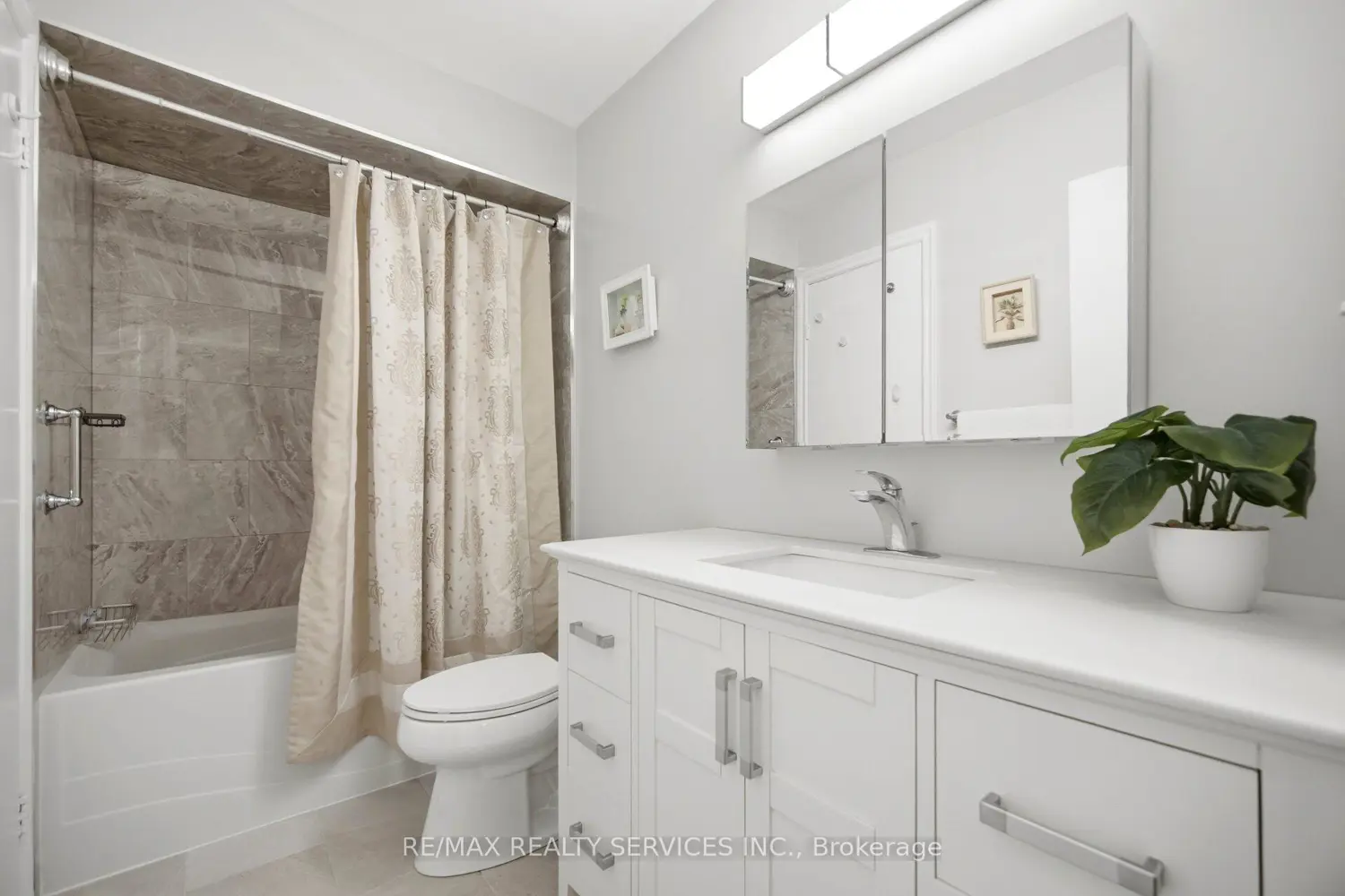 Additional image 12 of 14 Tara Park Crescent