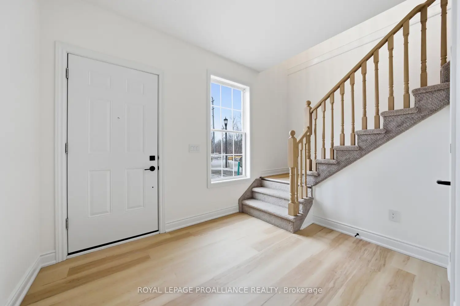 Additional image 4 of 922 Kerr Street