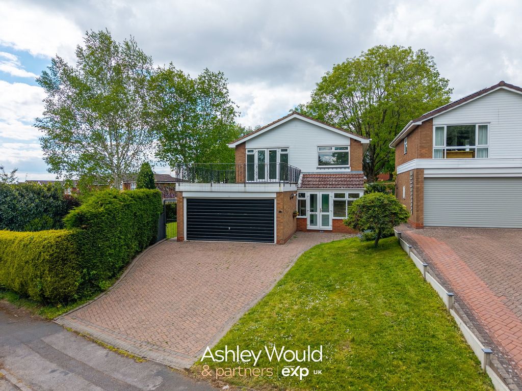 4 bed detached house for saleCricklewood Drive, Halesowen B62