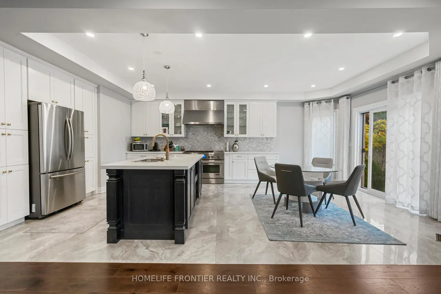 7 Edenbrook Crescent photo 4