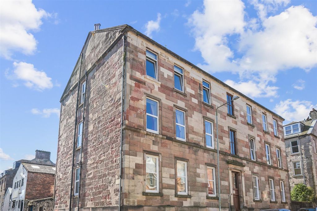 3 bed flat for saleKelly Street, Greenock PA16