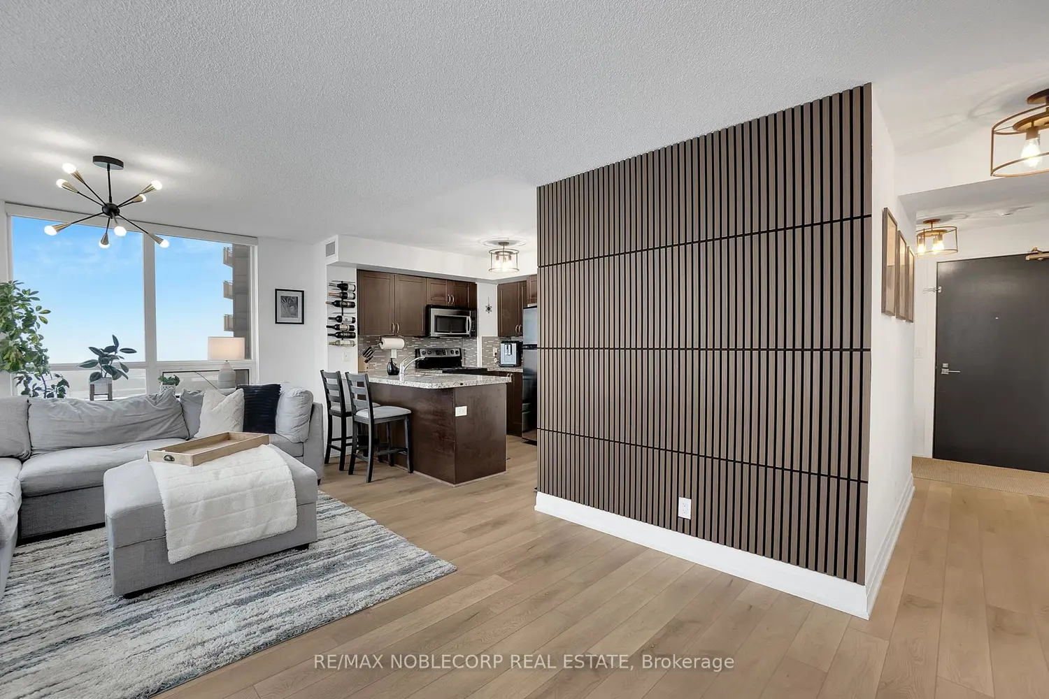 Additional image 7 of 1060 Sheppard Avenue 917