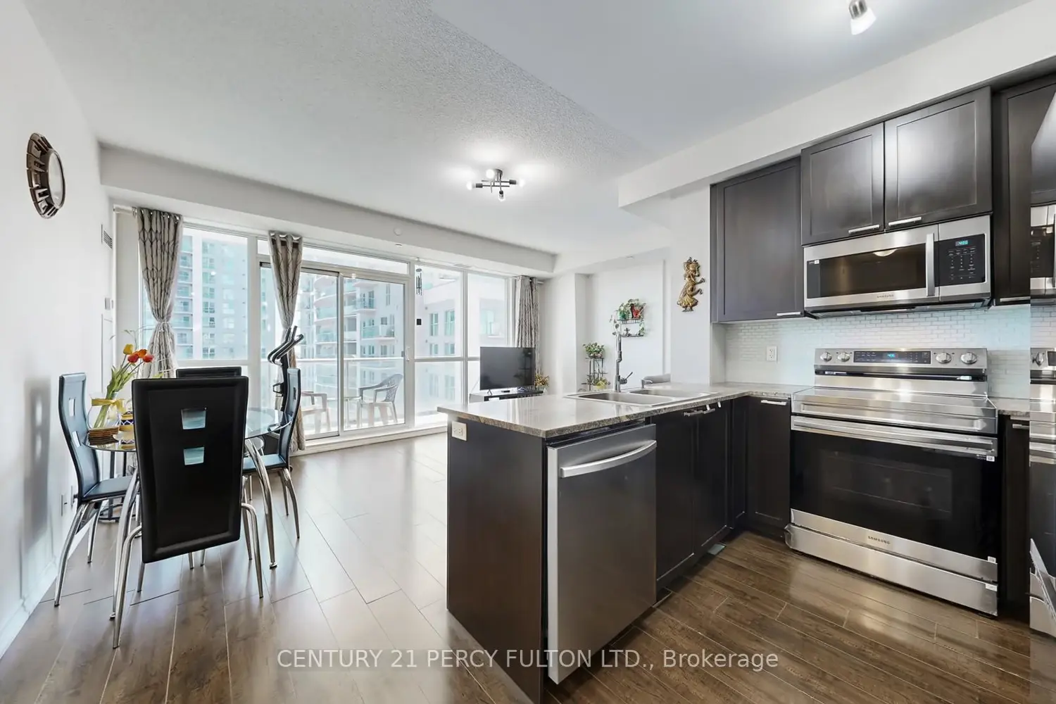 Additional image 10 of 1328 Birchmount Road 802