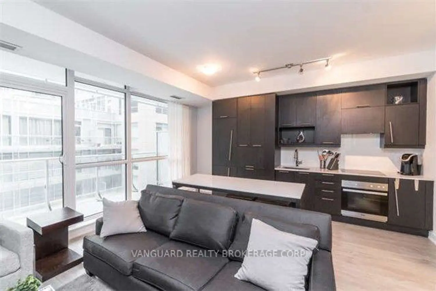 Additional image 14 of 199 Richmond Street 513