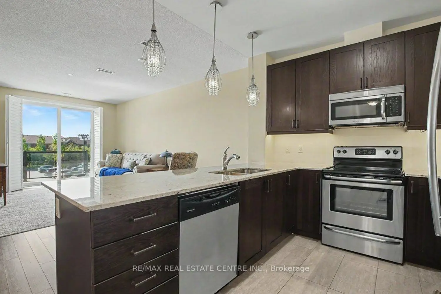33 Whitmer Street 214 photo 3