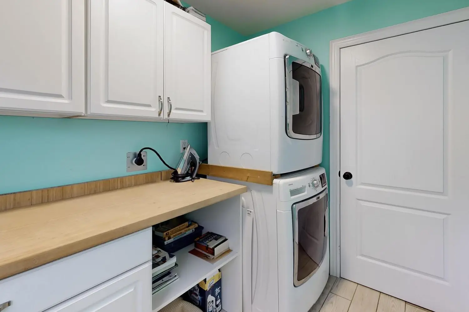 128 Sutherland Avenue photo 3