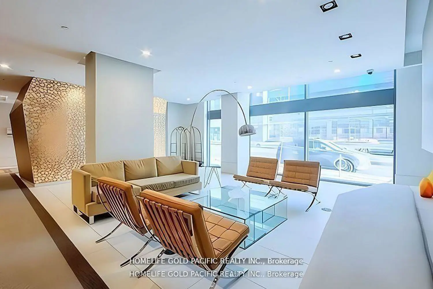 Additional image 17 of 832 Bay Street 1202