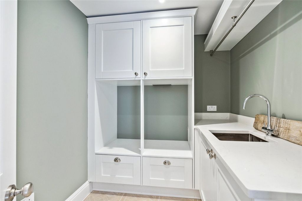 Additional image 25 of 6 bed detached house for saleHedgerley Lane, Gerrards Cross, Buckinghamshire SL9
