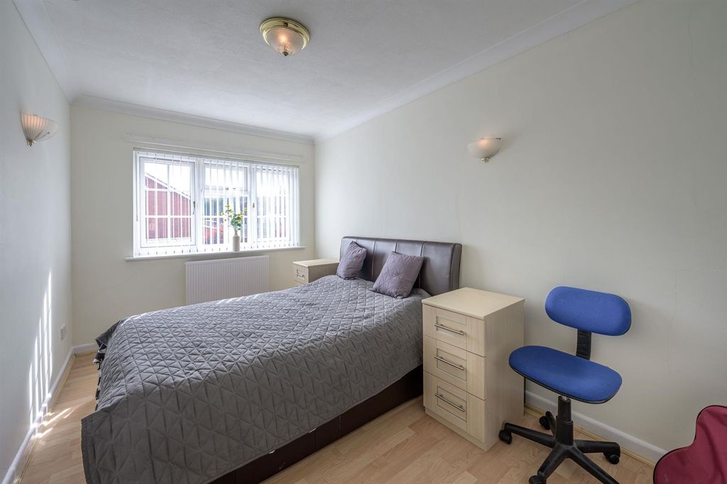Additional image 14 of 5 bed detached house for saleCampion Grove, Halesowen B63