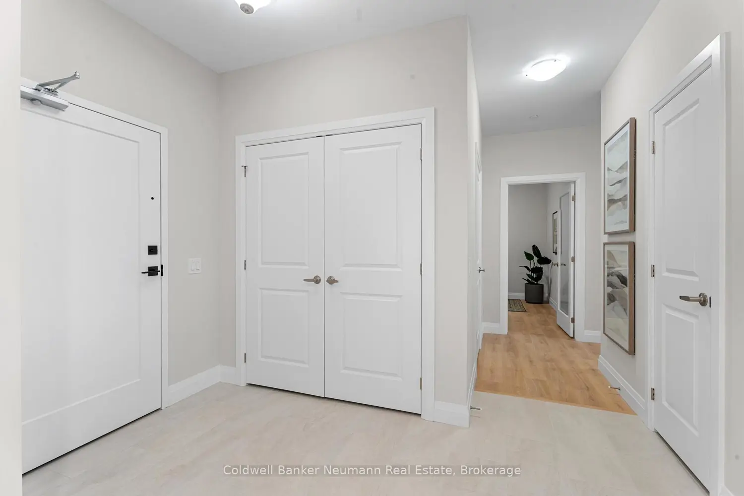 1882 Gordon Street 309 photo 3
