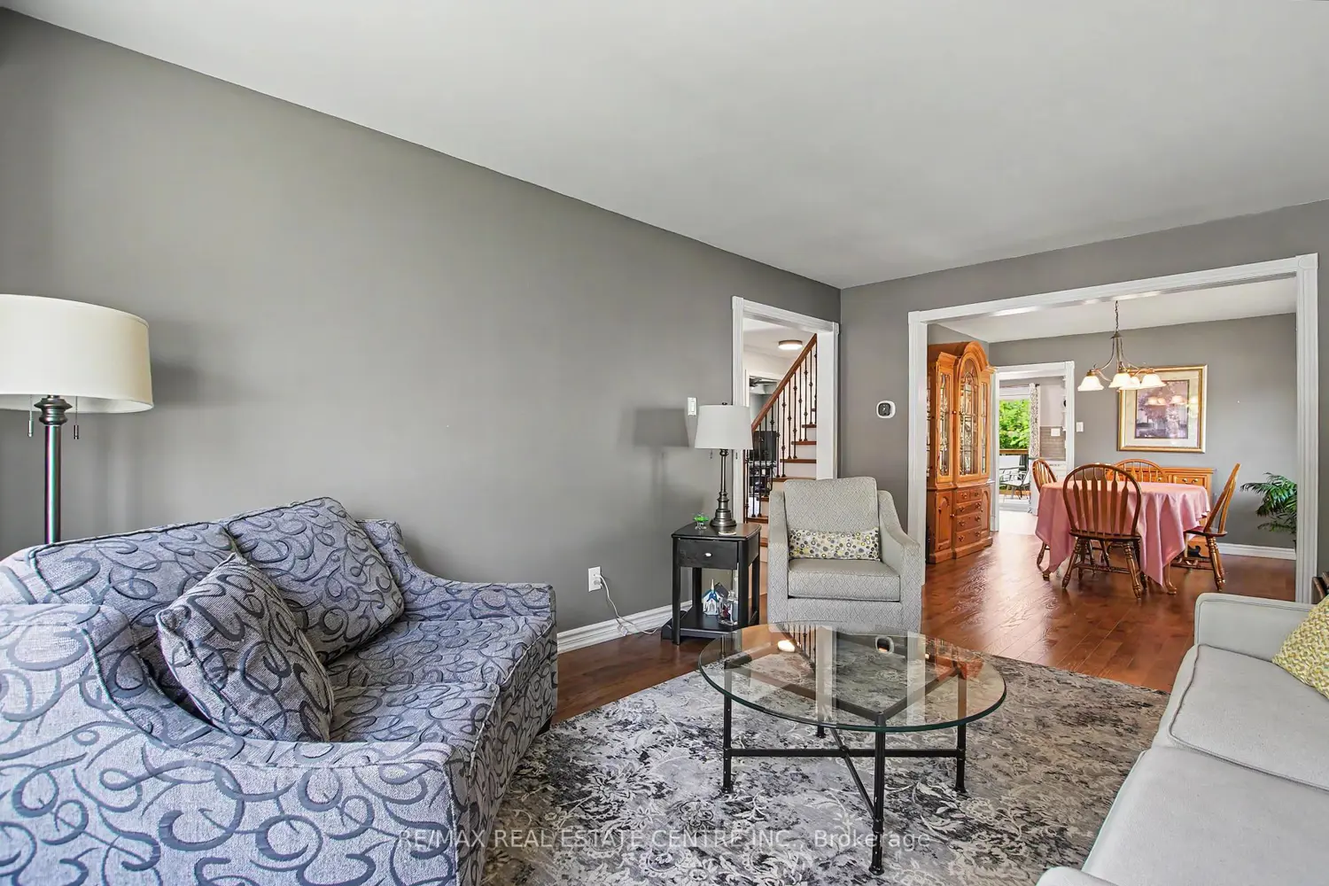 260 Coxe Boulevard photo 4