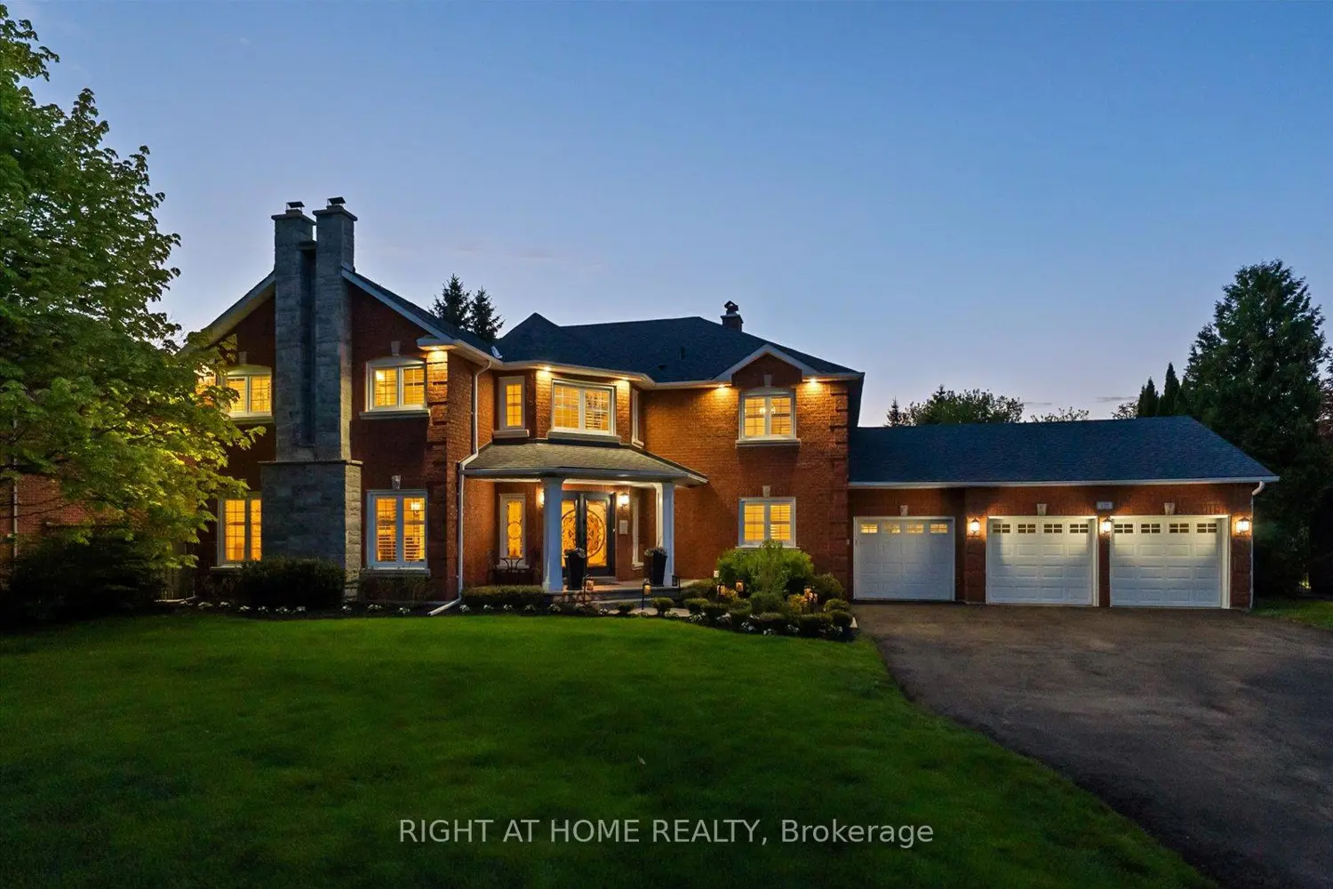 137 Treegrove Circle