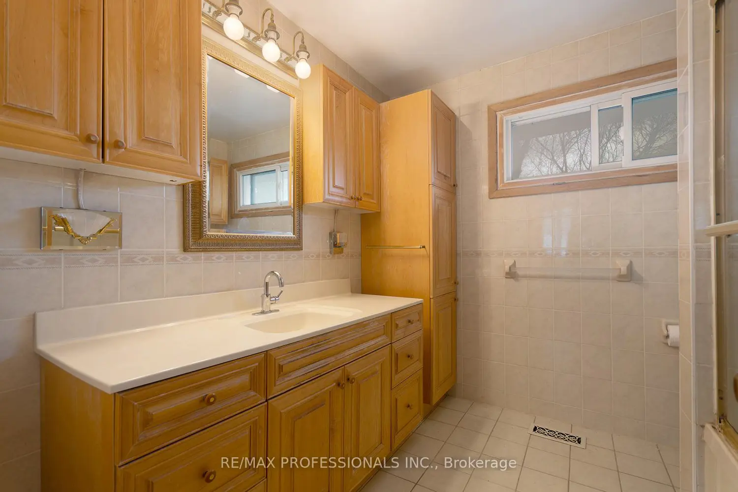 Additional image 14 of 315 Markland Drive