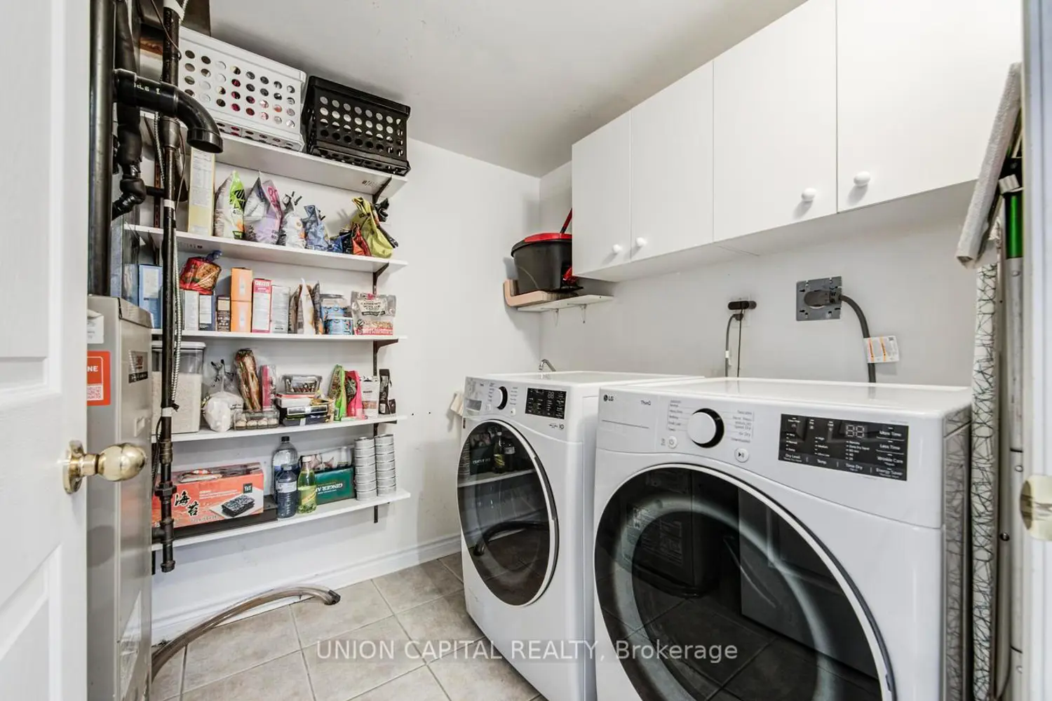 Additional image 16 of 1 Bastedo Avenue 8