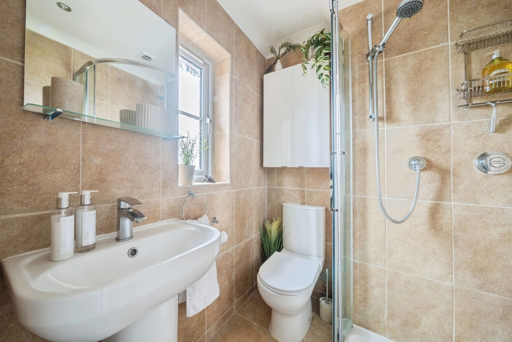 Additional image 17 of 4 bed detached house for saleRosemary Gardens, Burwash, Etchingham, East Sussex TN19