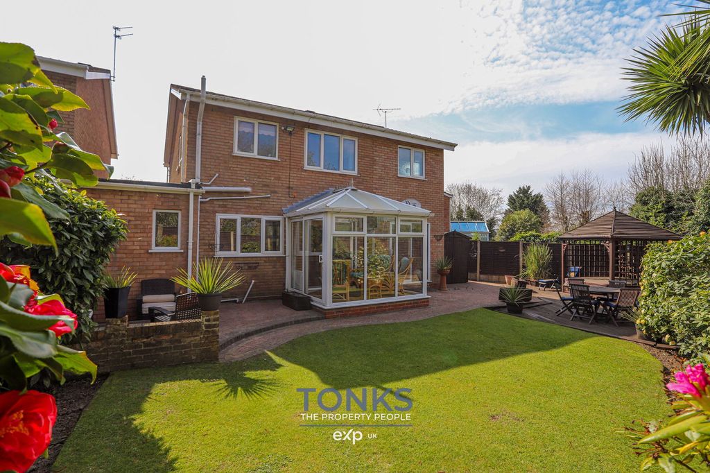 Additional image 2 of 4 bed detached house for saleWestdean Close, Halesowen B62