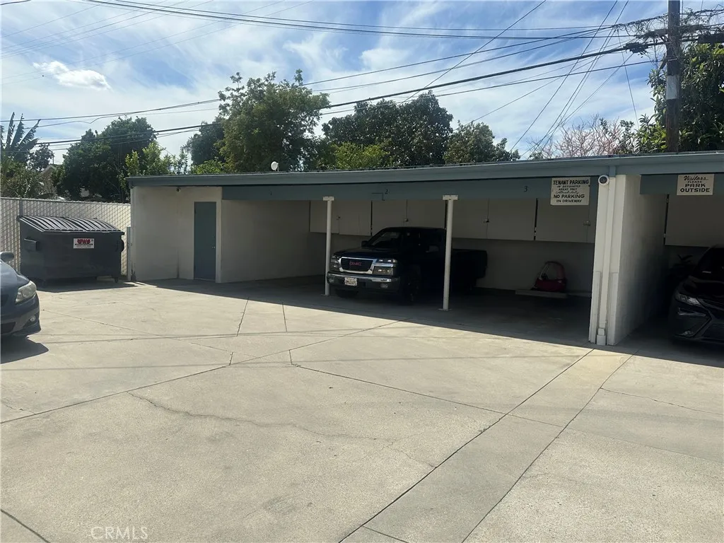 10317 Pinehurst Avenue, South Gate, CA 90280