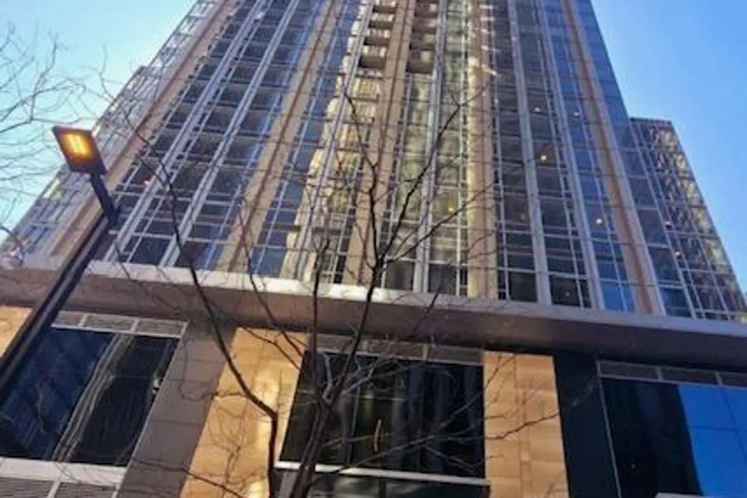 Additional image 3 of 11 Yorkville Avenue 1105