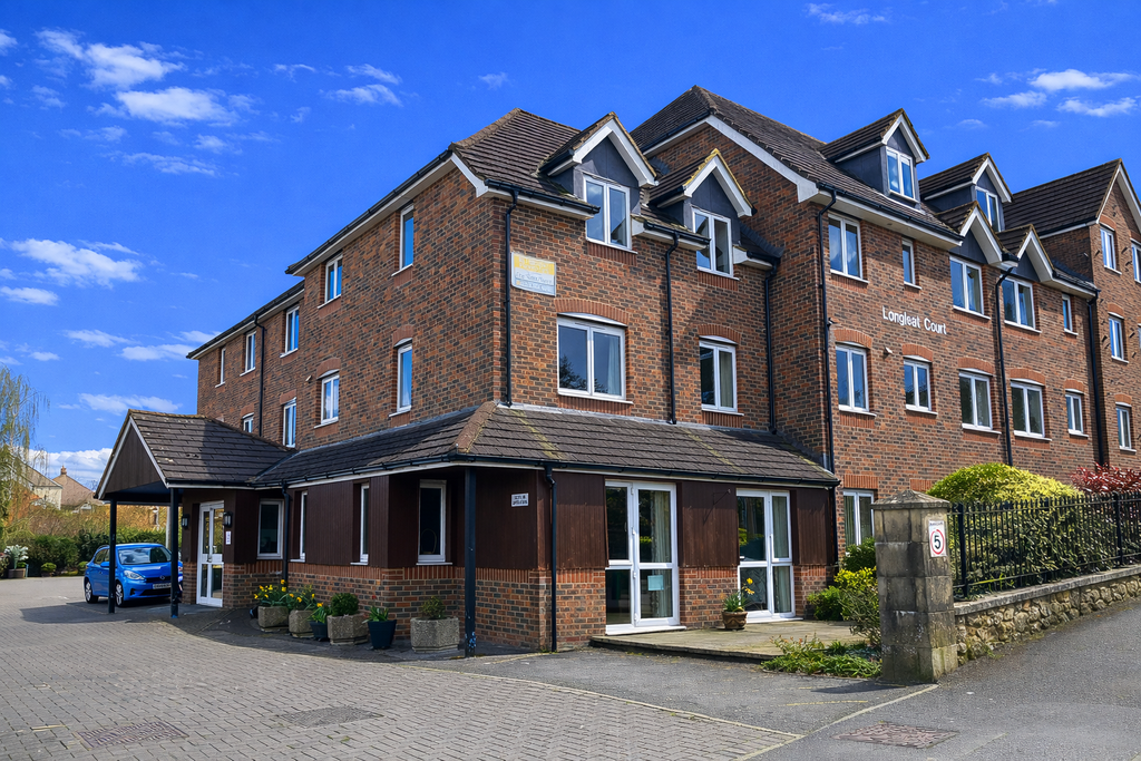 1 bed flat for salePark Road, Frome, Somerset BA11