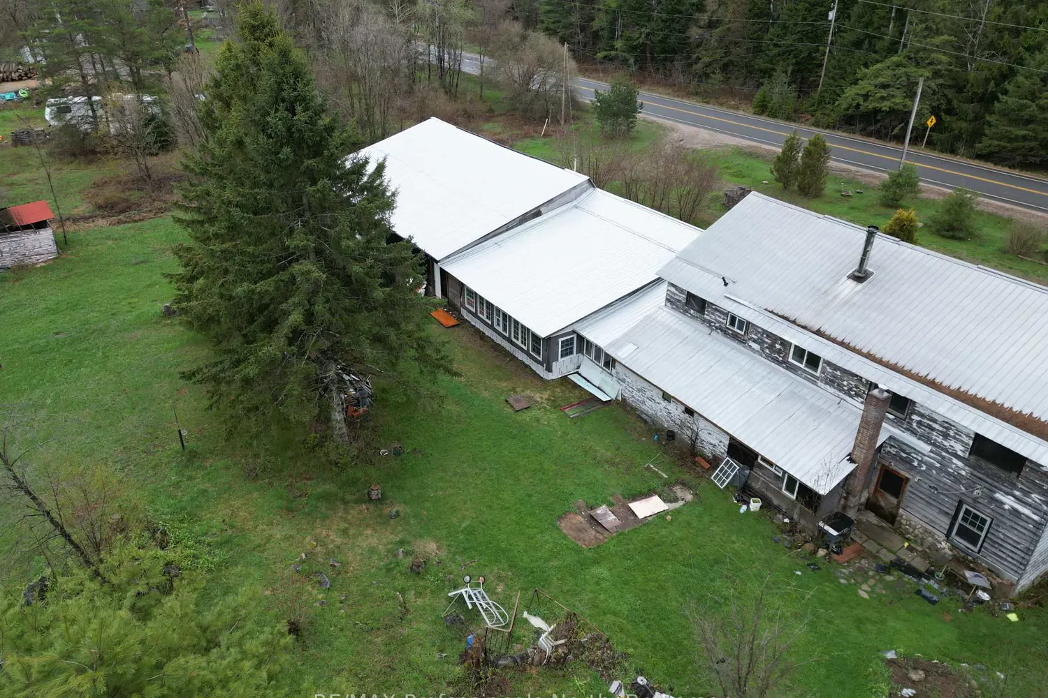 Additional image 2 of 3044 Gelert Road