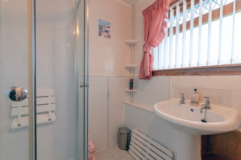 Additional image 9 of 3 bed terraced house for saleInward Road, Buckie AB56
