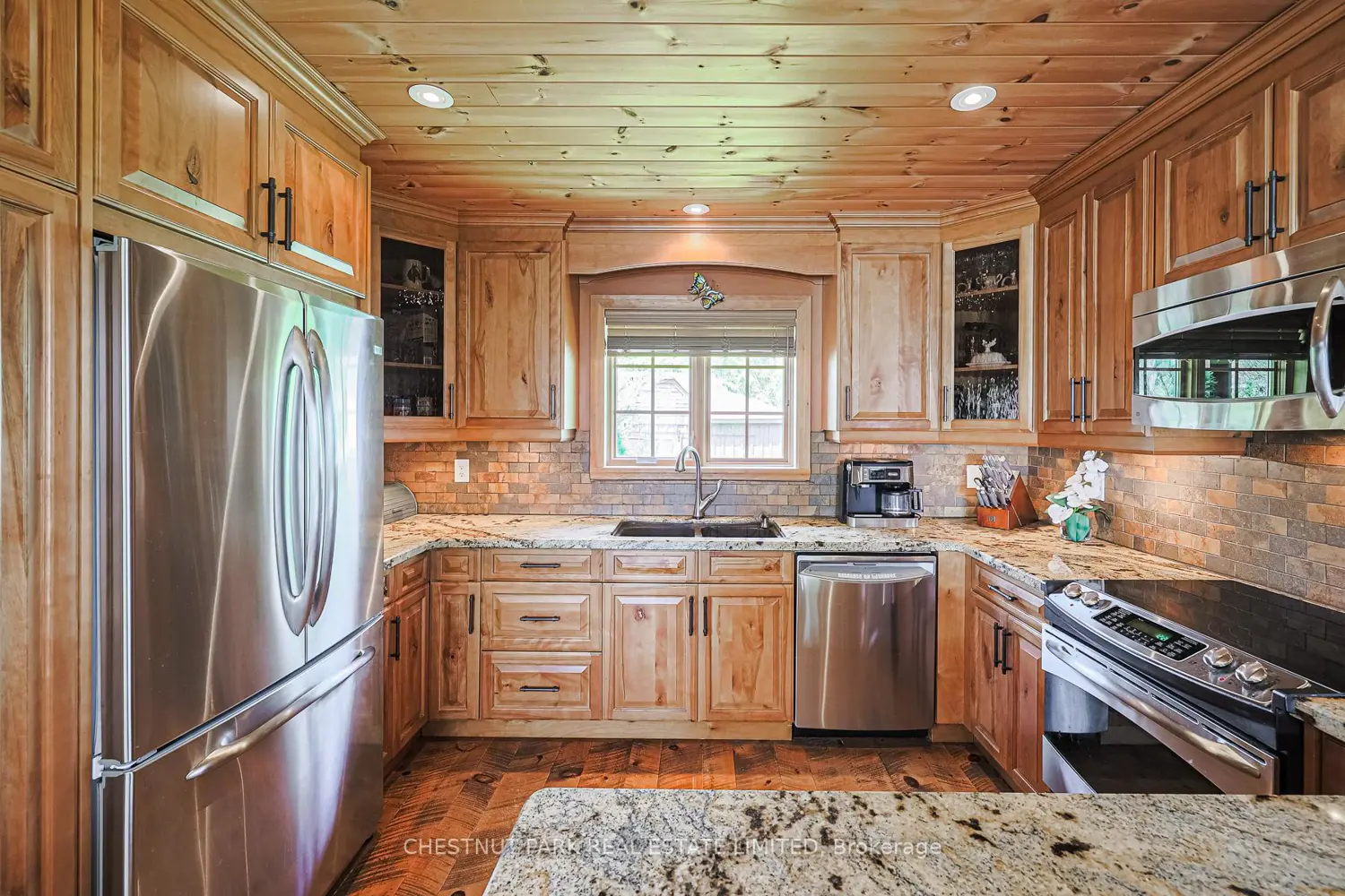 3531 Crescent Harbour Road photo 2