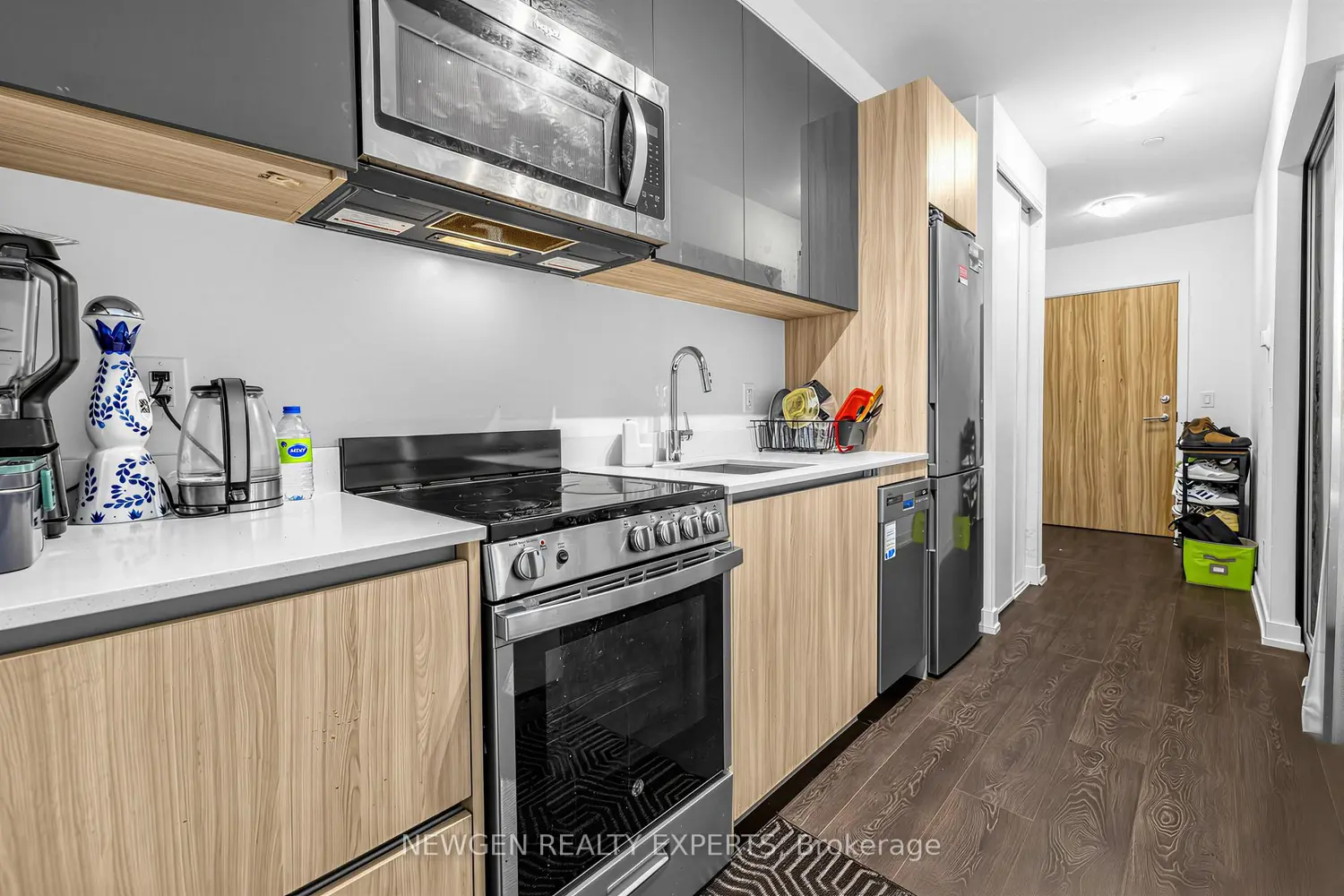Additional image 13 of 3100 Keele Street 640
