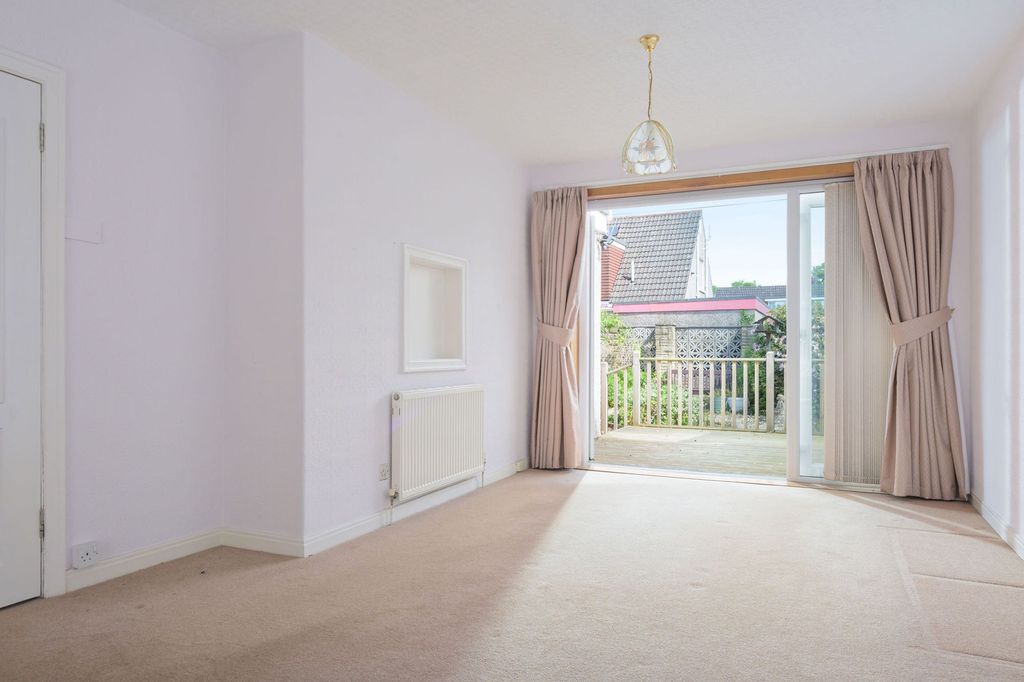 Additional image 3 of 4 bed semi-detached house for sale39 Oxgang Road, Grangemouth FK3