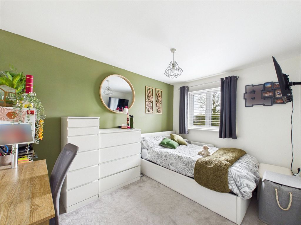 Additional image 17 of 5 bed detached house for saleCowpasture Drive, Felixstowe, Suffolk IP11