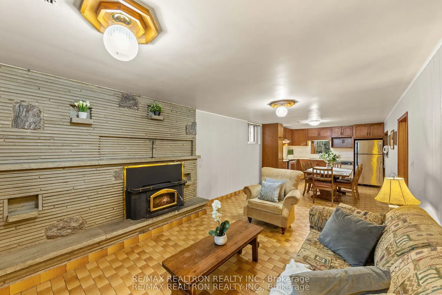 Additional image 9 of 1144 Glengrove Avenue