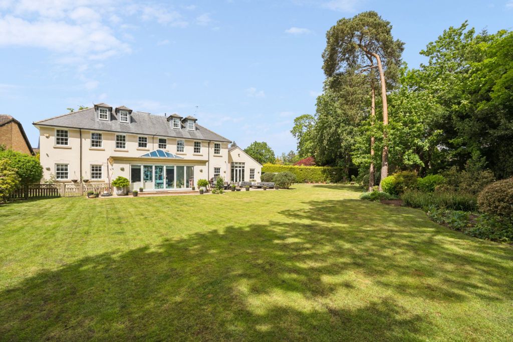 Additional image 26 of 7 bed detached house for saleCamp Road, Gerrards Cross SL9