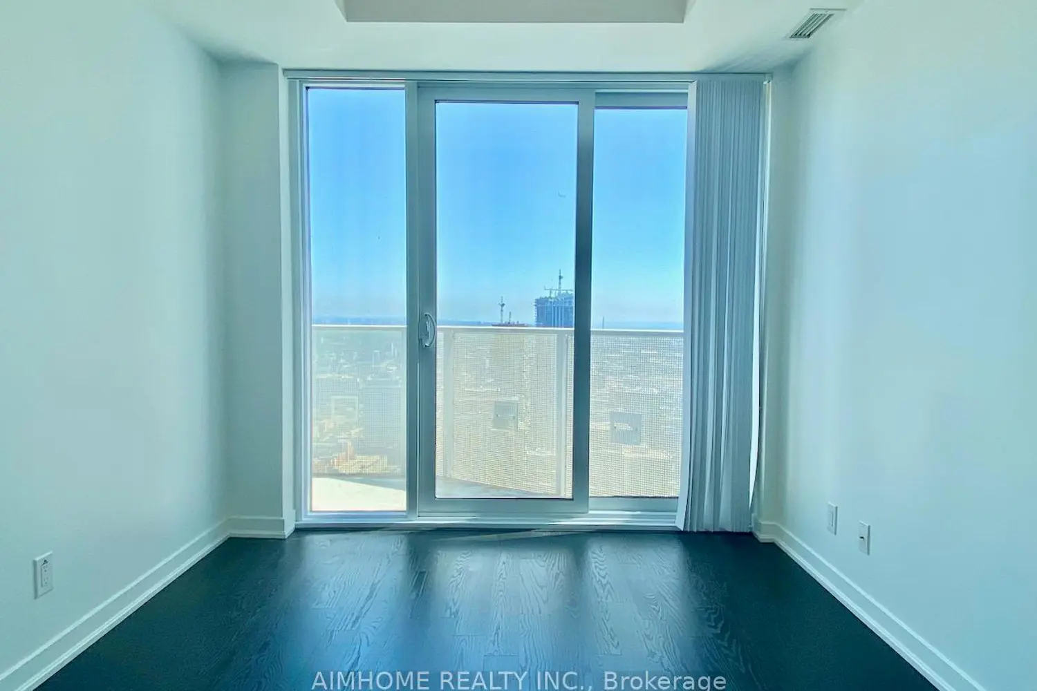 Additional image 8 of 100 Harbour Street 6705
