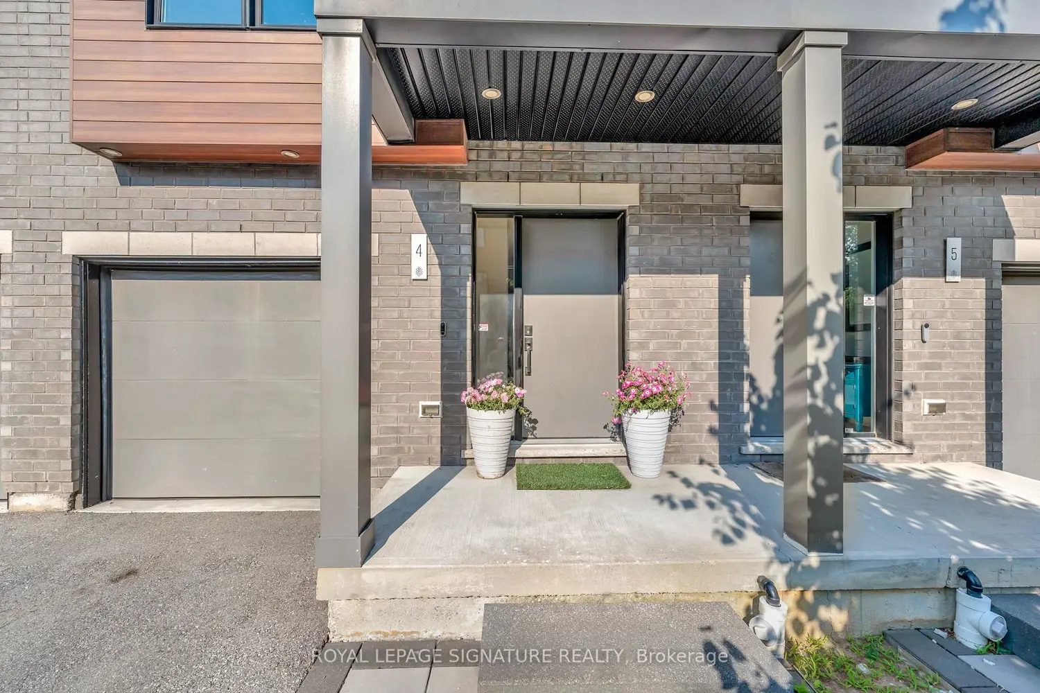 107 Concession Street 4