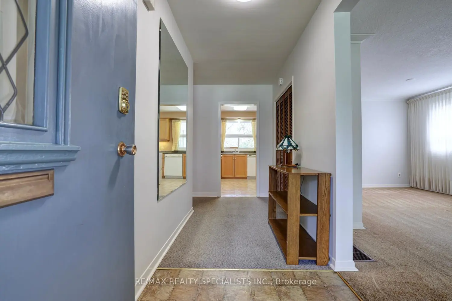 2055 Family Crescent photo 2