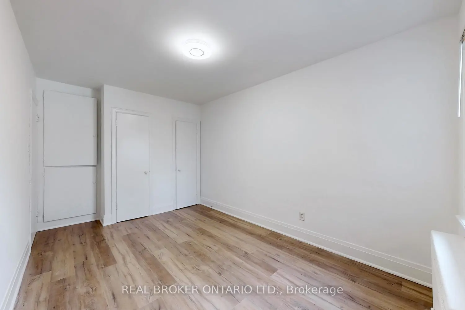 Additional image 10 of 451 Donlands Avenue