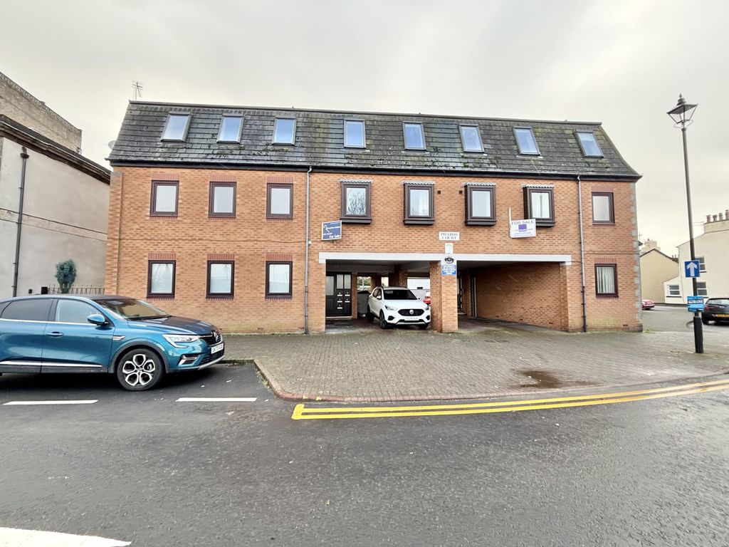 2 bed flat for salePharos Court, Pharos Street, Fleetwood FY7