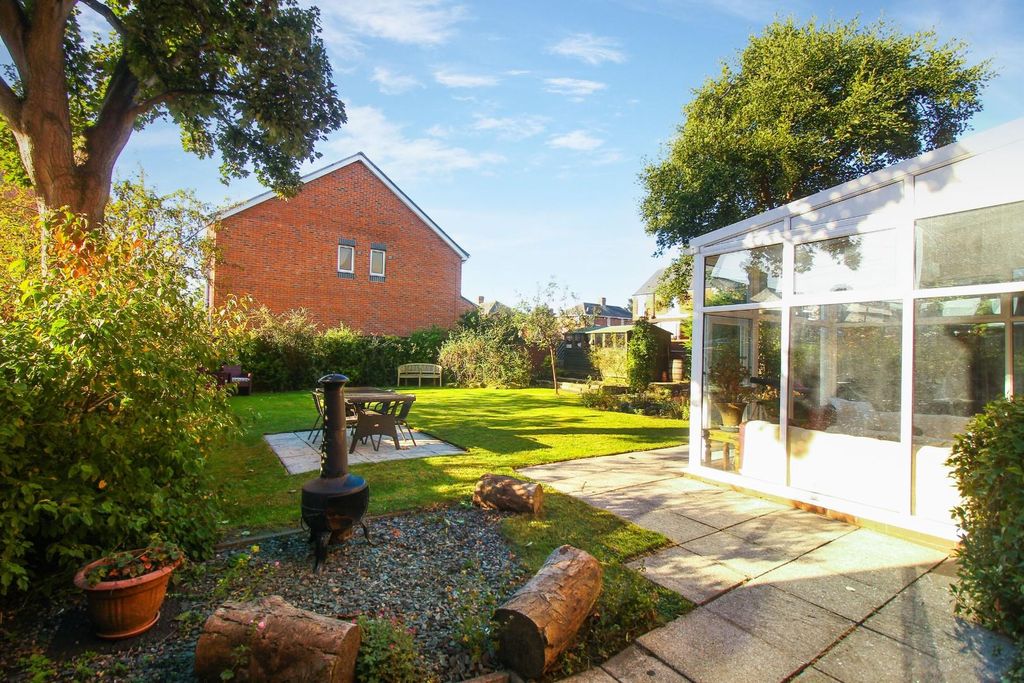 Additional image 6 of 5 bed detached house for saleKeppel Street, Gateshead NE11
