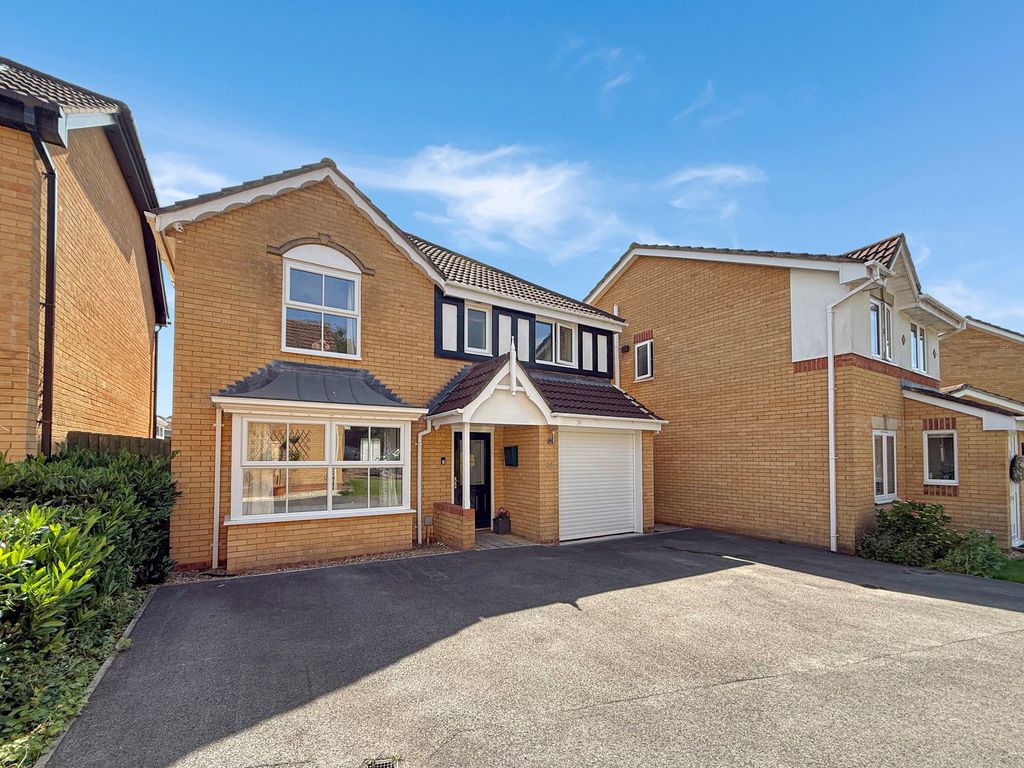4 bed detached house for saleWellow Drive, Frome BA11