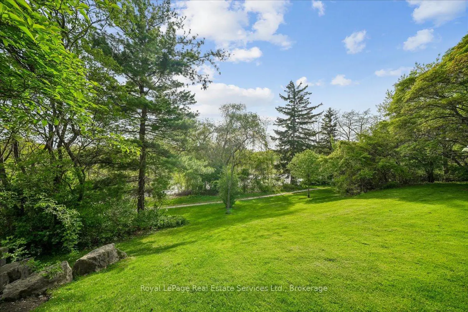 Additional image 15 of 2511 Lakeshore Road 405