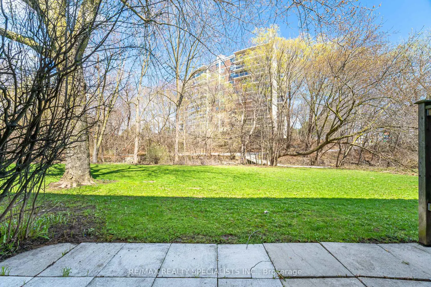 Additional image 17 of 701 Burnhamthorpe Road 106