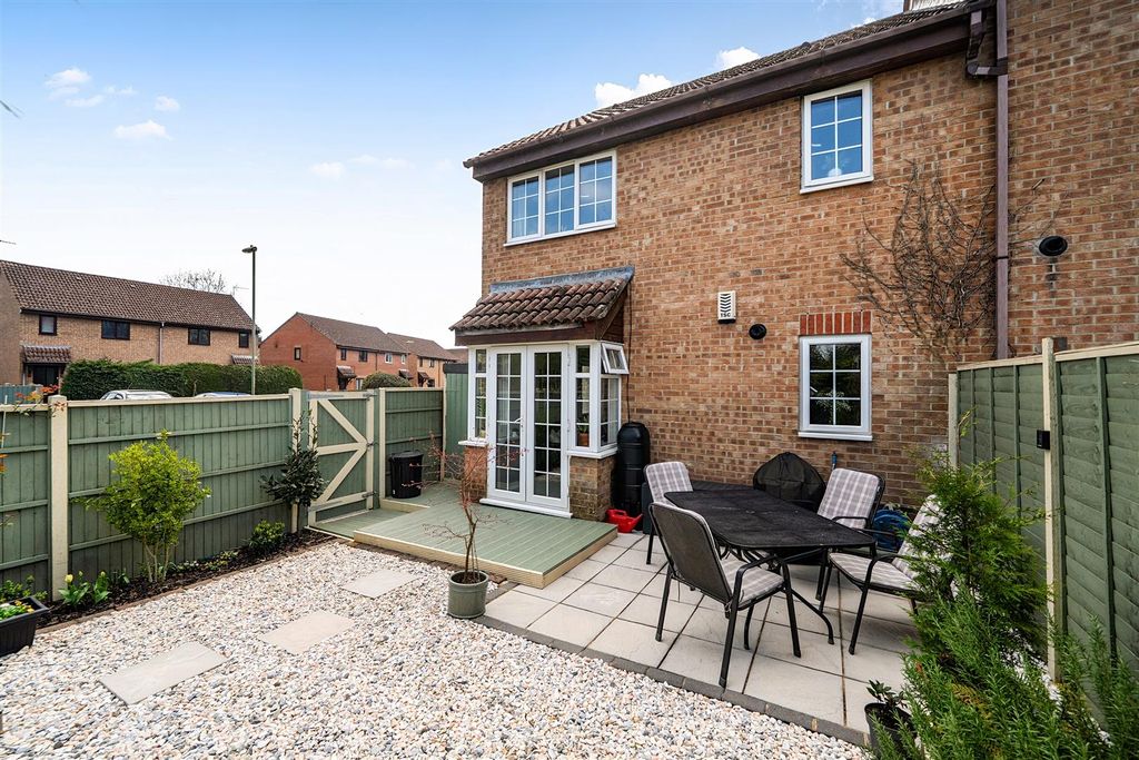 1 bed property for saleDryden Close, Fareham, Hampshire PO16