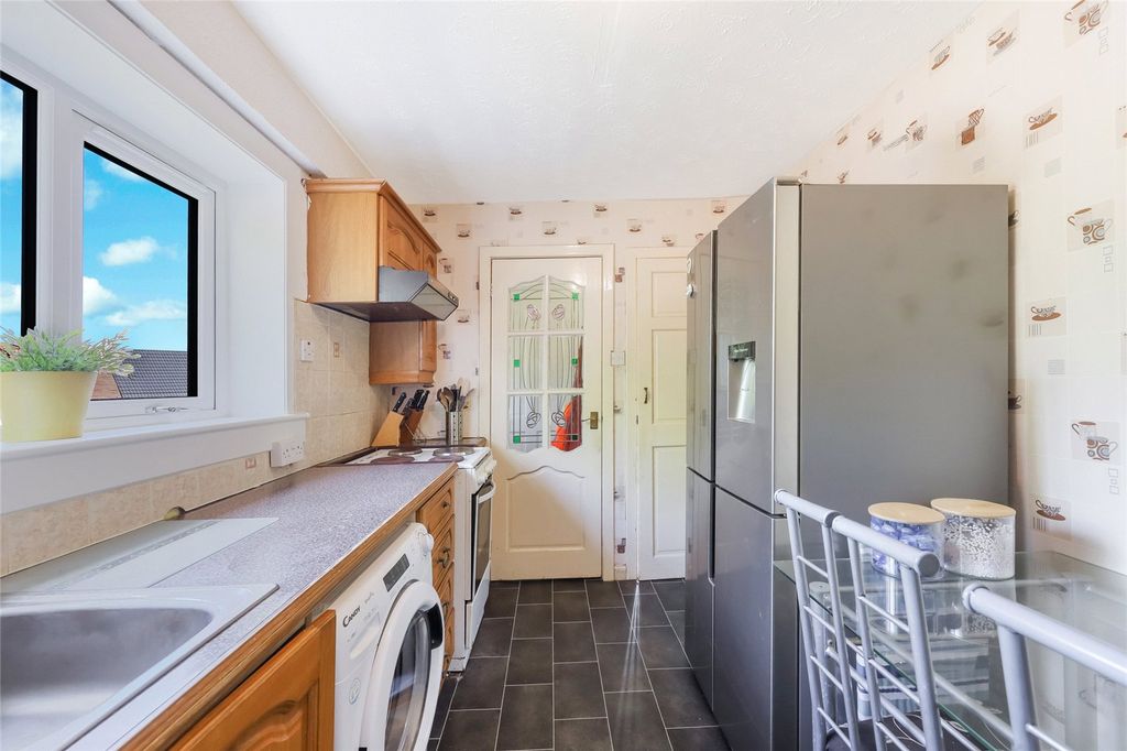 Additional image 7 of 2 bed semi-detached house for saleFife Drive, Greenock, Inverclyde PA16