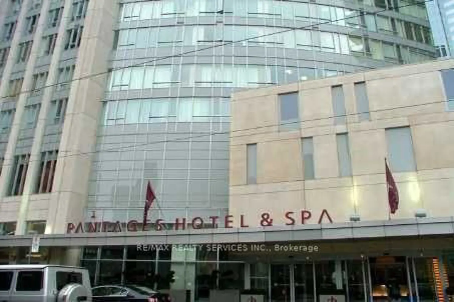 200 Victoria Street 1215